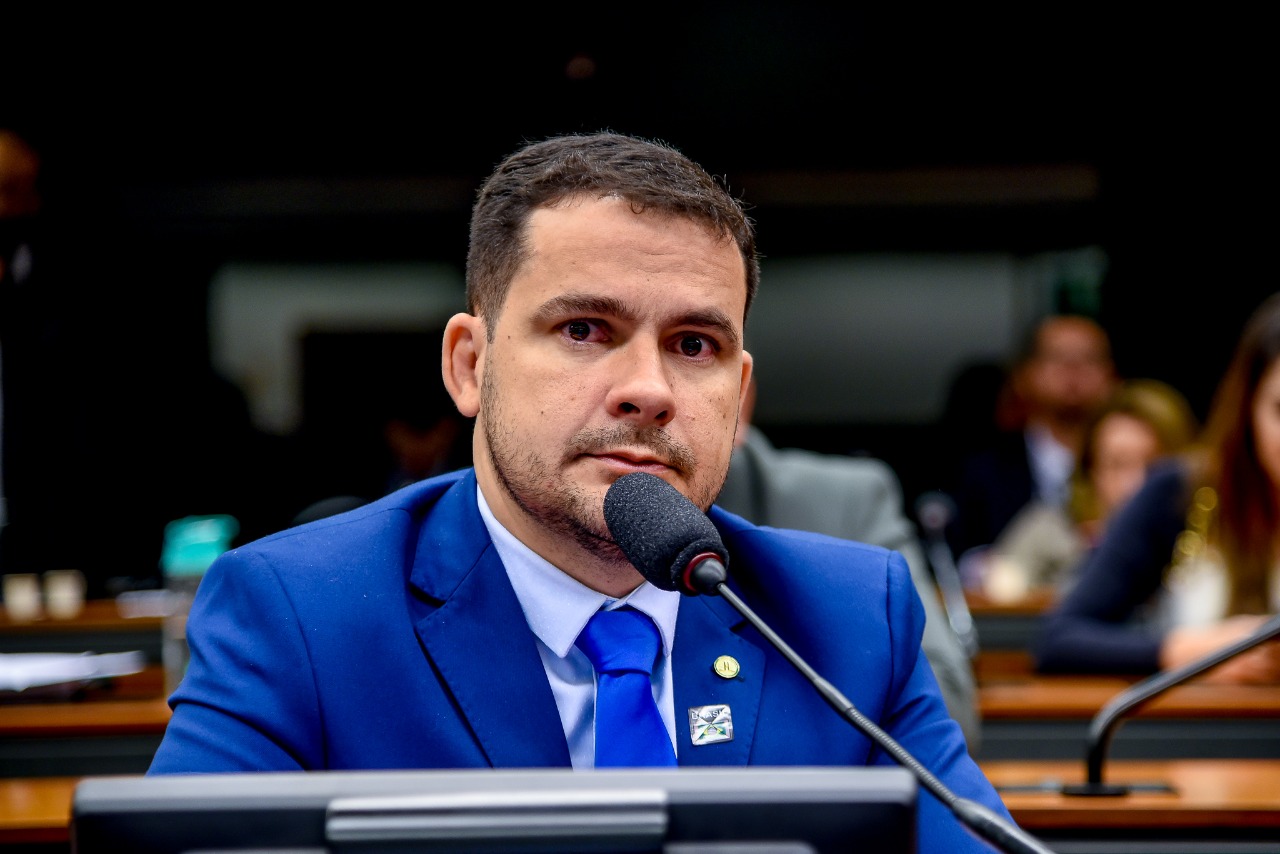 Preso por homicídio não terá liberdade provisória, propõe Alberto Neto