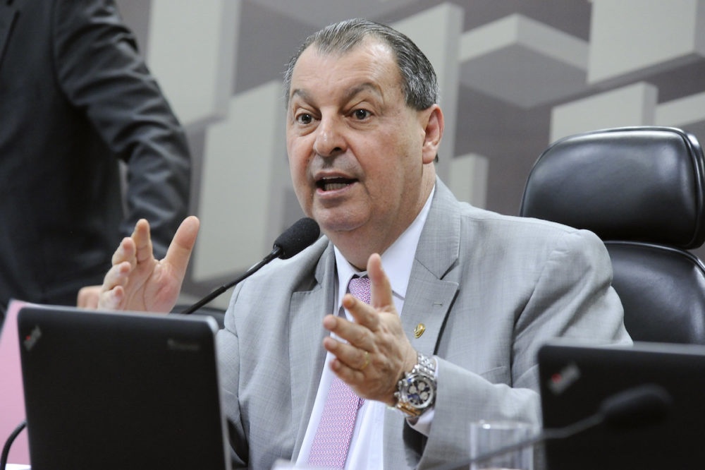 Omar cobra agilidade do governo federal na recuperação da BR-319