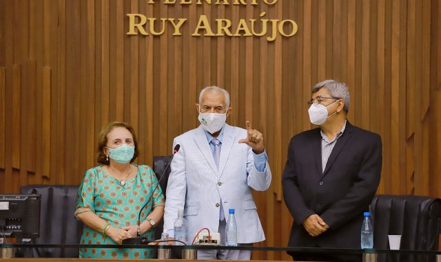 Aleam faz homenagem a servidores idosos ativos e inativos
