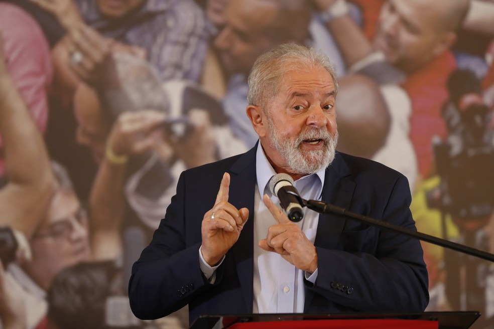 Lewandowski suspende ações penais da Lava Jato contra Lula
