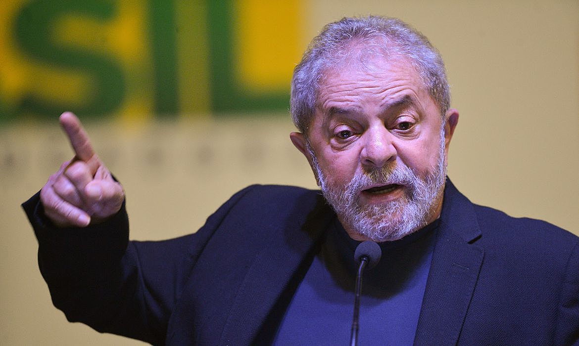 Lula tem 48% das intenções de voto, e Bolsonaro 21%, diz pesquisa Genial/Quaest