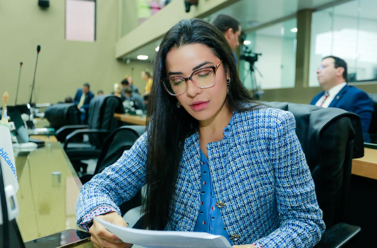 Dra. Mayara solicita criação de consórcio intermunicipal para que interioranos tenham acesso a medicamentos com preços mais baixos