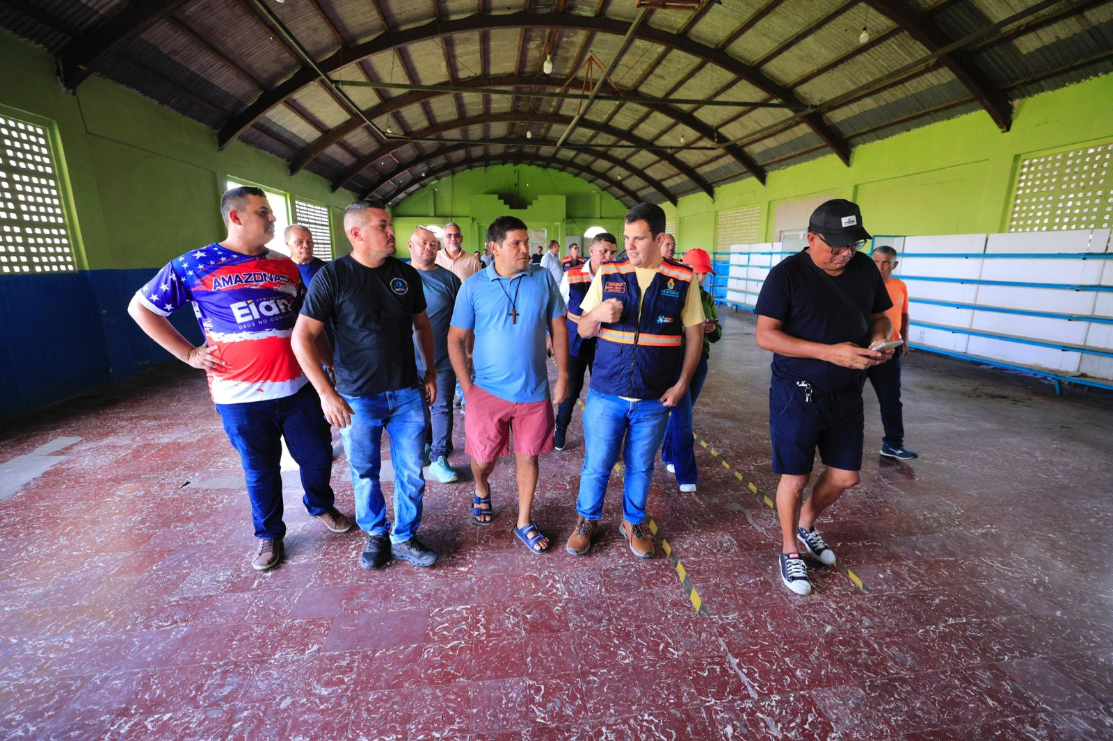 Vice-prefeito de Manaus Renato Junior visita espaços do Colônia Antônio Aleixo e reforça elo com comunidade da zona Leste
