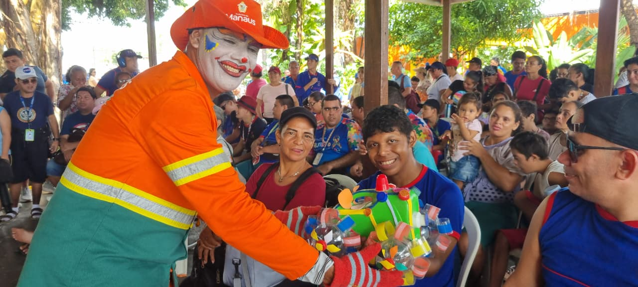 Prefeitura de Manaus promove educação ambiental inclusiva para alunos da escola André Vidal