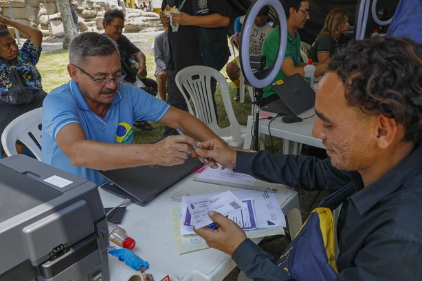 TRE-AM leva serviços eleitorais para pessoas em situação de rua no Projeto Pop Rua Jud