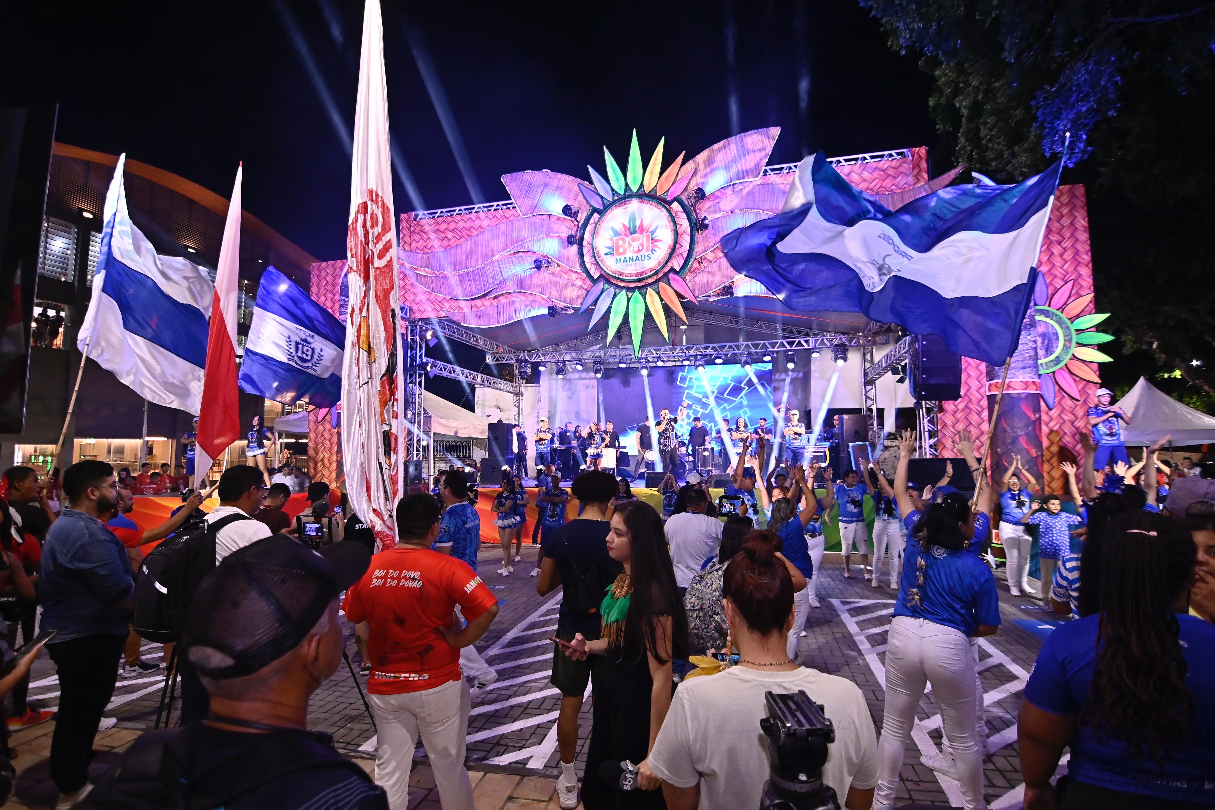 Prefeitura inicia ‘Feirinha do Tururi’ com grande público e programação especial até domingo