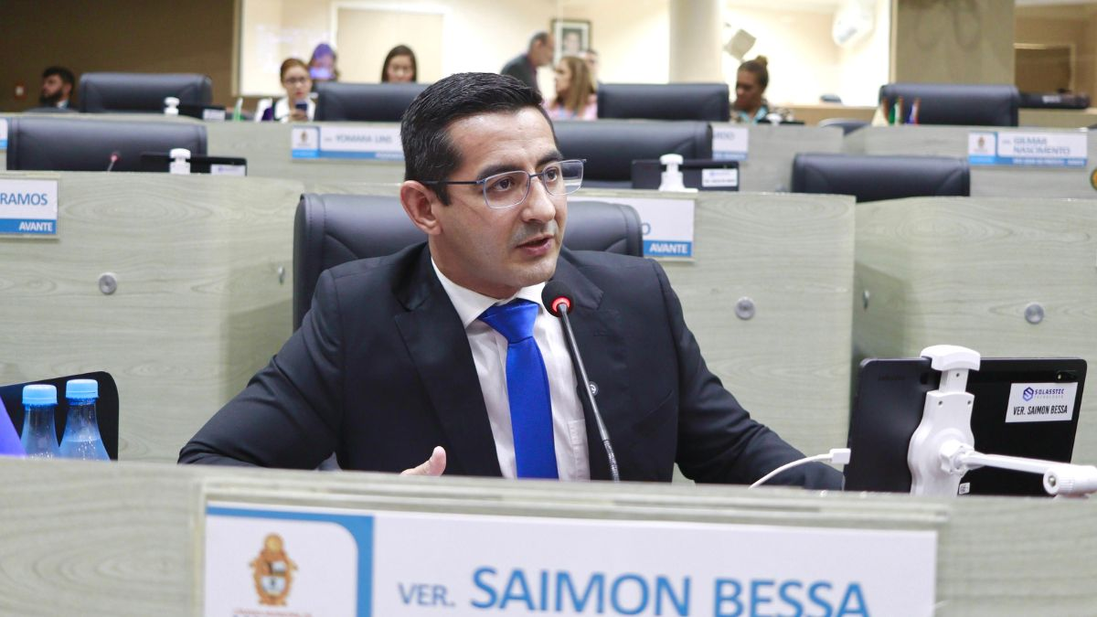 Saimon Bessa homenageia professores e reforça compromisso com a ...
