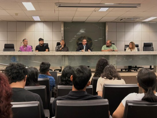 TRE-AM capacita estudantes para atuarem nos novos postos de atendimento da Justiça Eleitoral