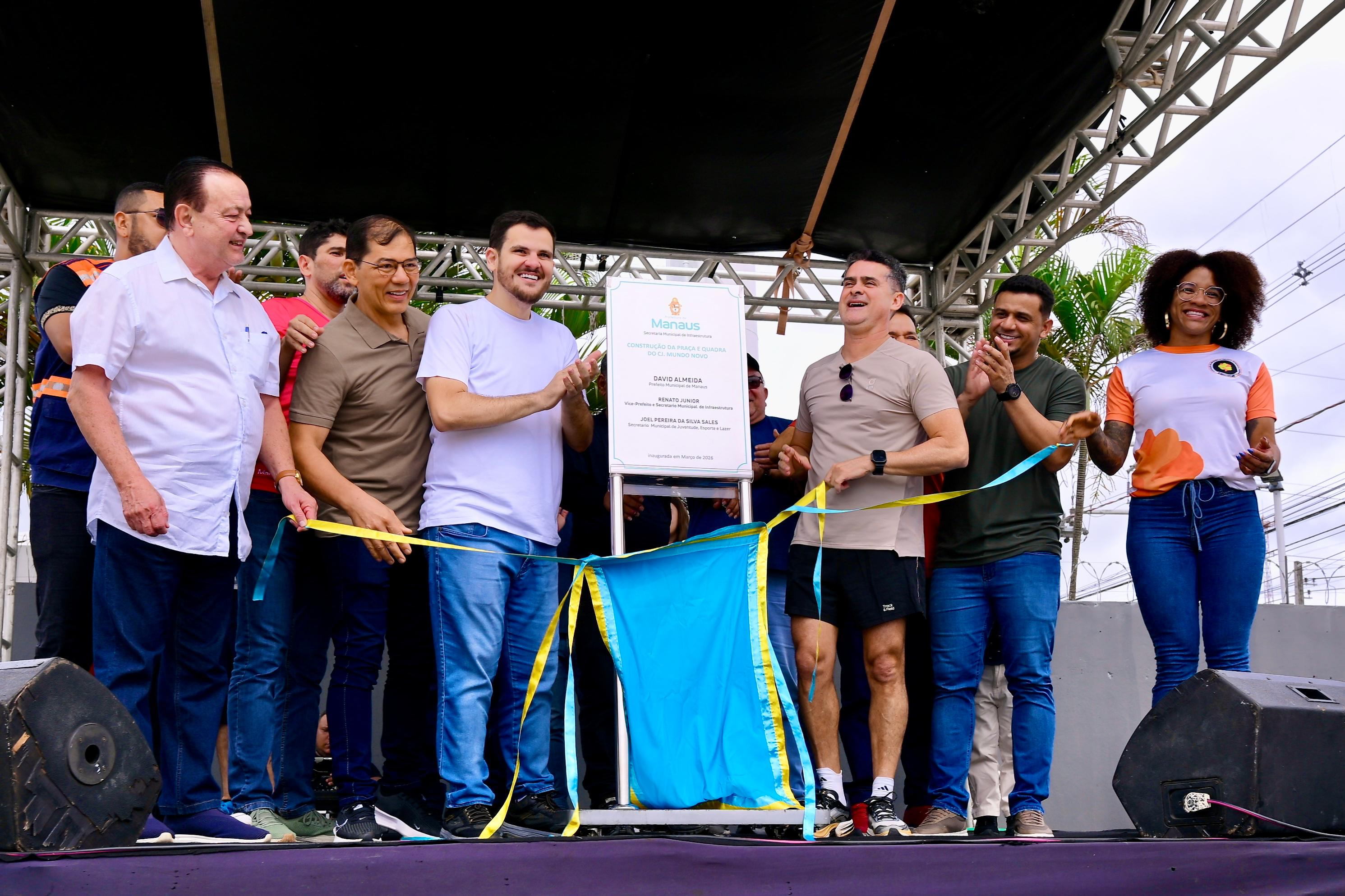 Prefeito David Almeida amplia rede de esporte comunitário e transforma área abandonada em complexo social na zona Norte de Manaus