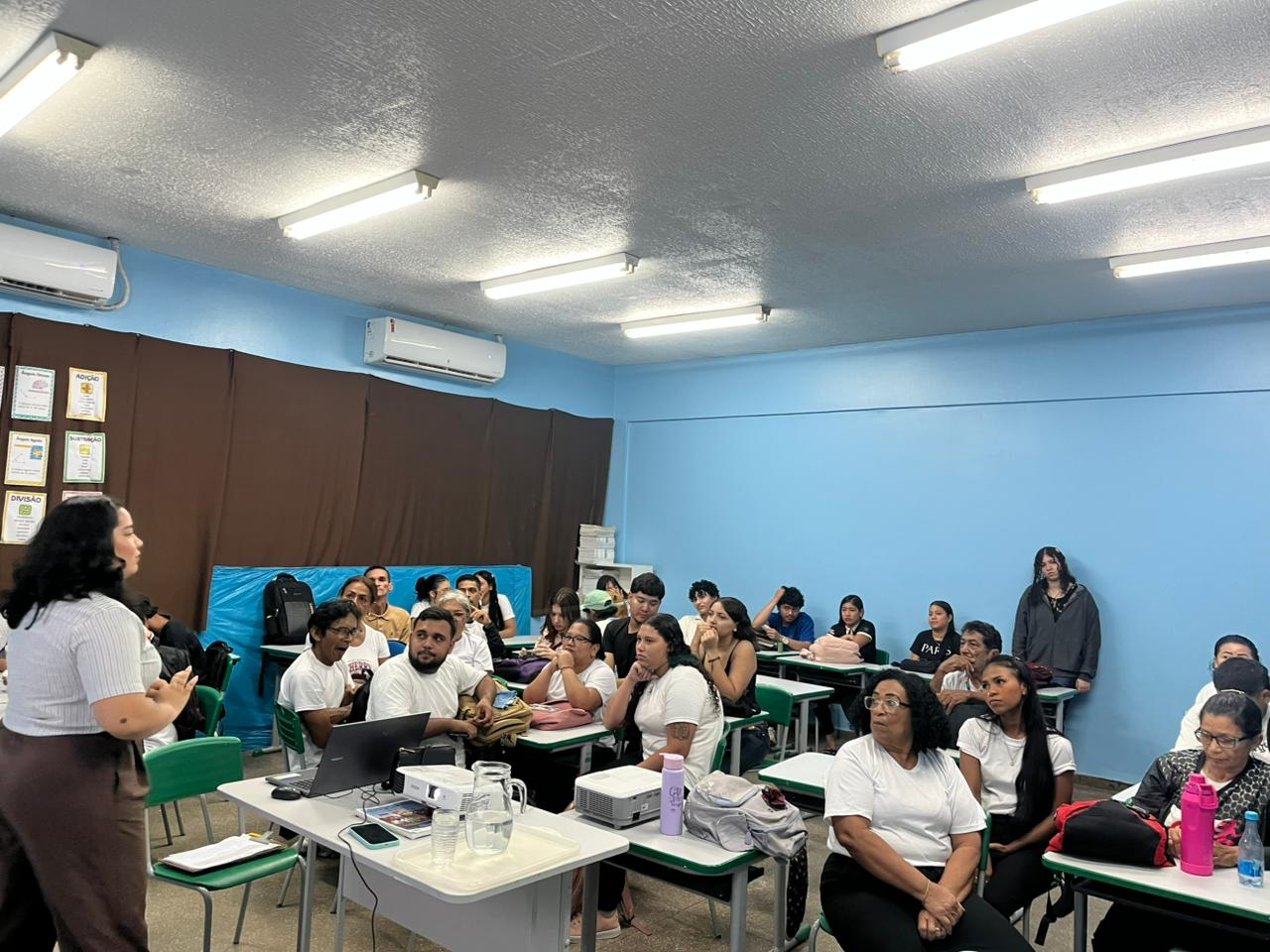 Prefeitura de Manaus abre inscrições para treinamento gratuito de oratória com foco em comunicação eficiente