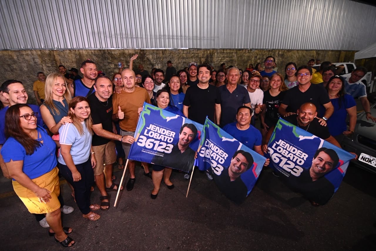 Jender Lobato apresenta oficialmente número 36.123 em grande adesivaço em Manaus