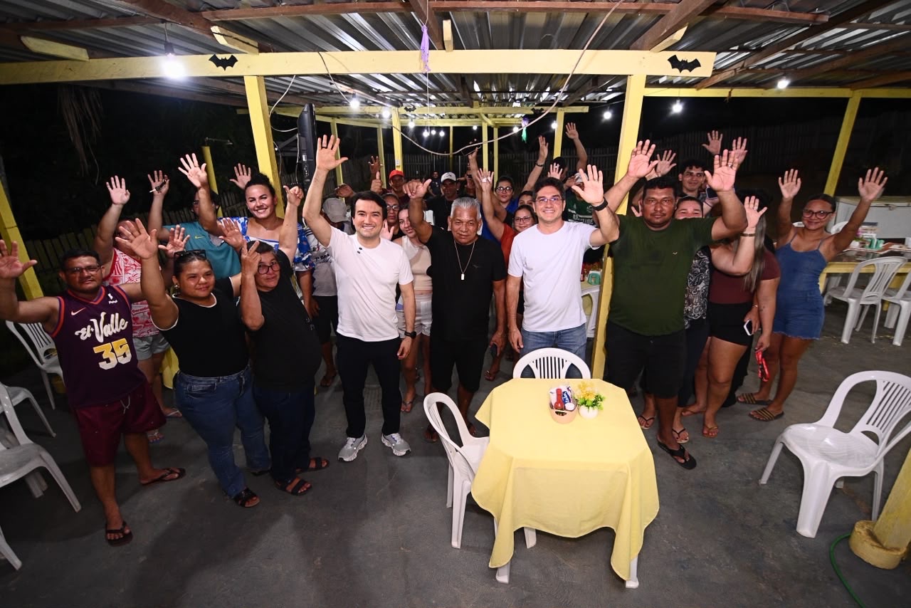 “Não é falta de recurso, é falta de gestão”, afirma Jender Lobato durante agenda em Itapiranga e Silves