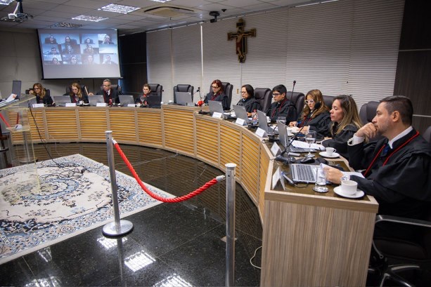 TRE-AM reforça compromisso com eleições transparentes, democráticas e seguras no AM